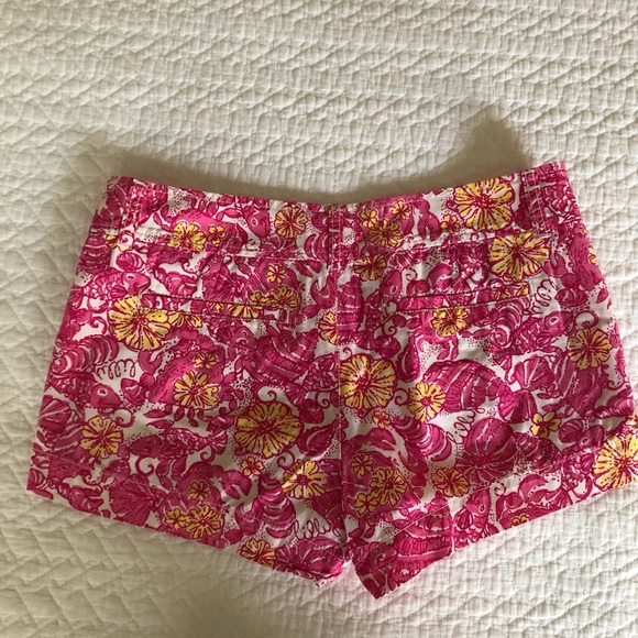 Lilly Pulitzer Callahan Shorts, size 4 - Picture 2 of 5